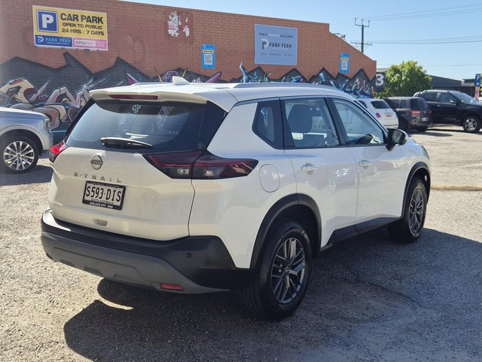 2023 Nissan X-TRAIL ST