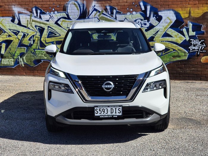 2023 Nissan X-TRAIL ST