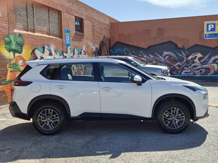 2023 Nissan X-TRAIL ST