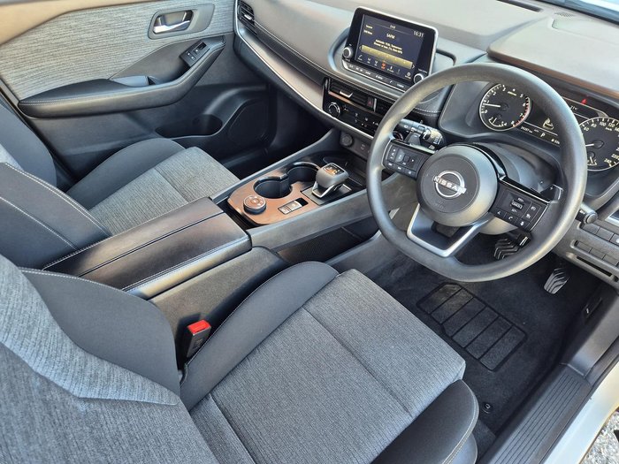 2023 Nissan X-TRAIL ST