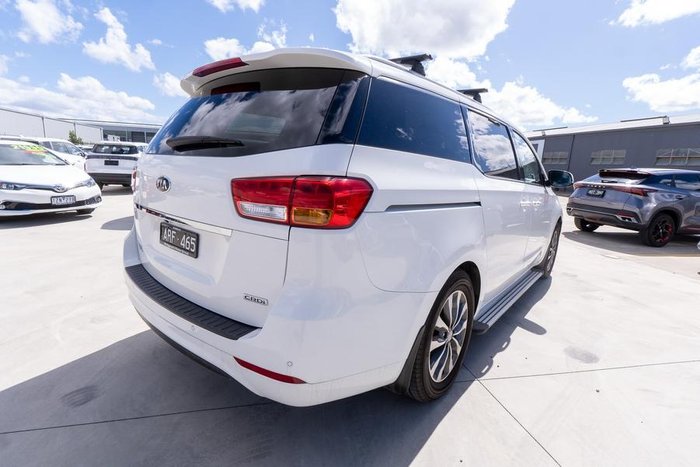 2017 Kia Carnival SLi