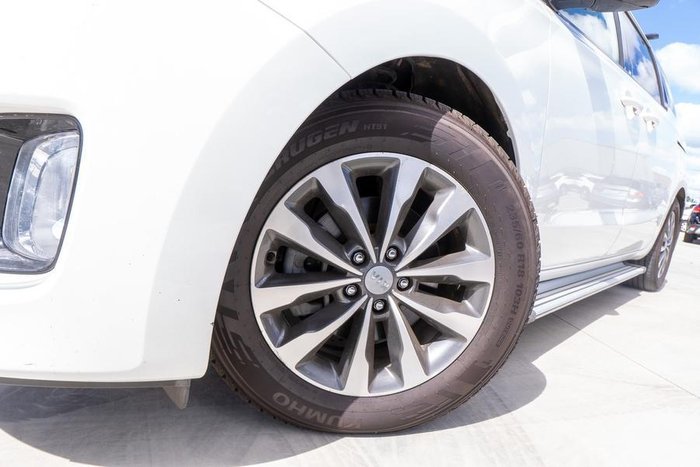 2017 Kia Carnival SLi