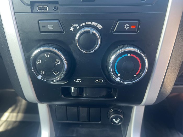 2017 Isuzu D-MAX LS-M