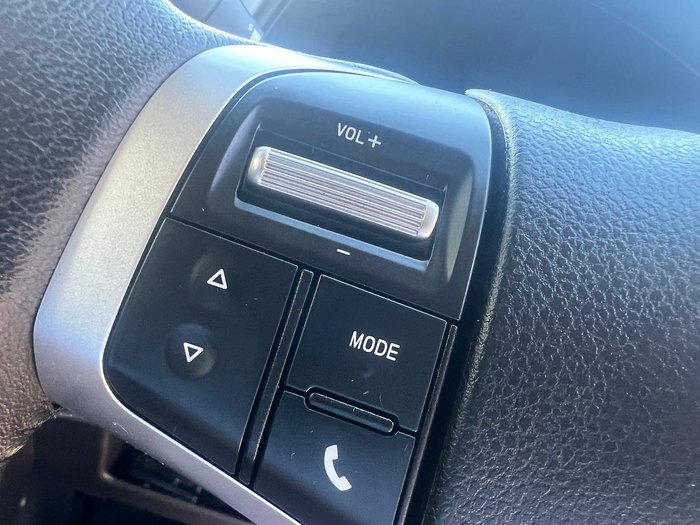 2017 Isuzu D-MAX LS-M