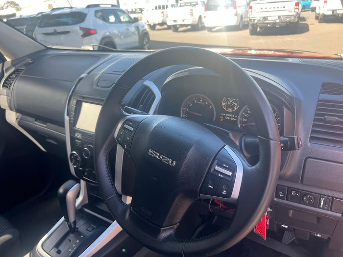 2017 Isuzu D-MAX LS-M