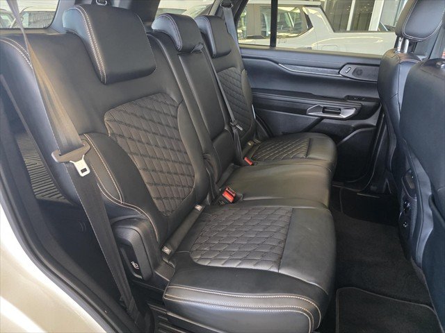 2024 Ford Everest Platinum