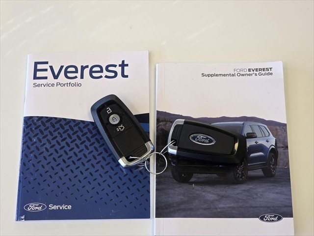 2024 Ford Everest Platinum