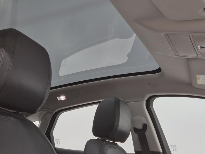 2019 Jaguar E-PACE P250 SE X540 MY19 AWD Caldera Red