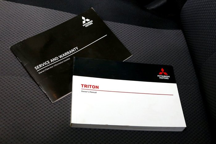 2022 Mitsubishi Triton GLX