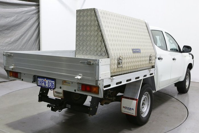 2022 Mitsubishi Triton GLX