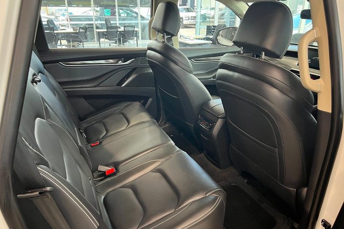 2022 LDV D90 Executive