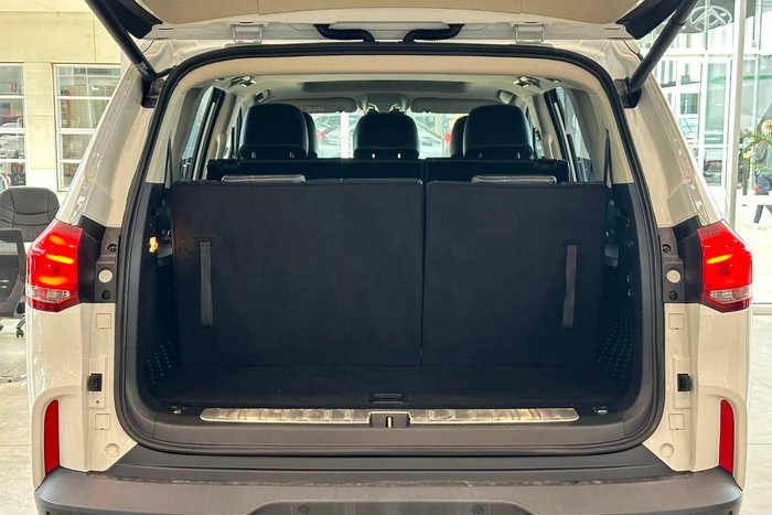 2022 LDV D90 Executive