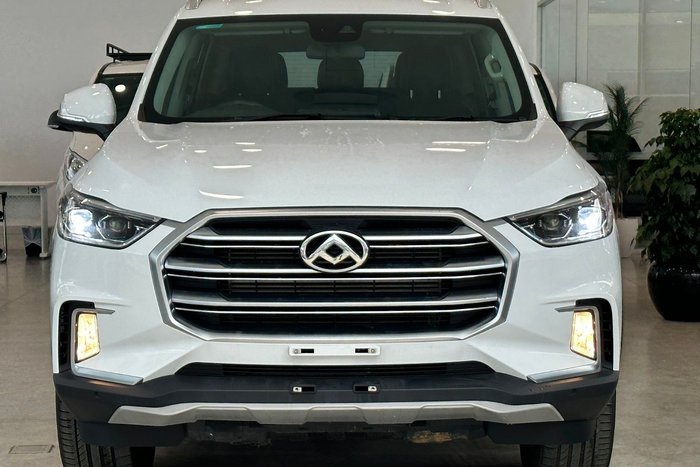 2022 LDV D90 Executive