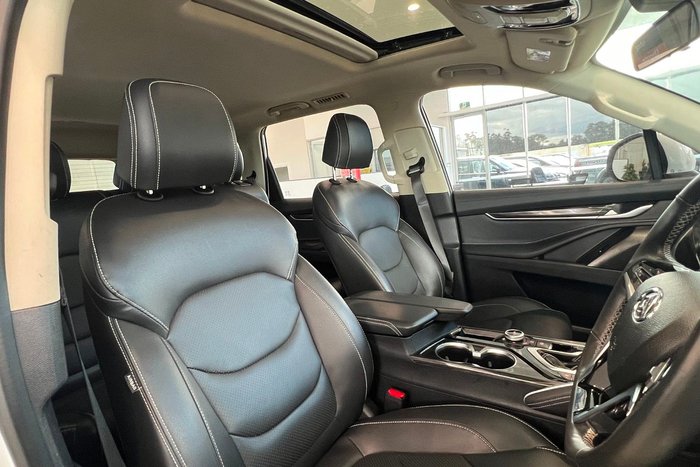 2022 LDV D90 Executive