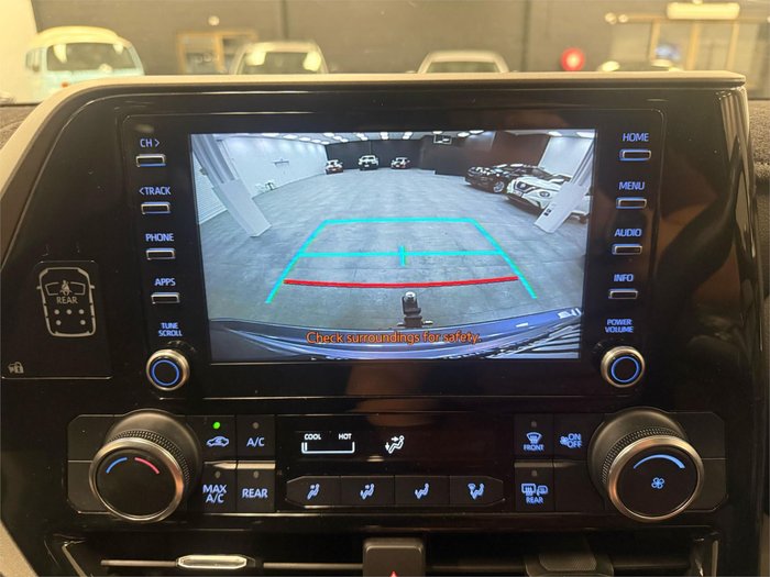 2022 Toyota Kluger GX