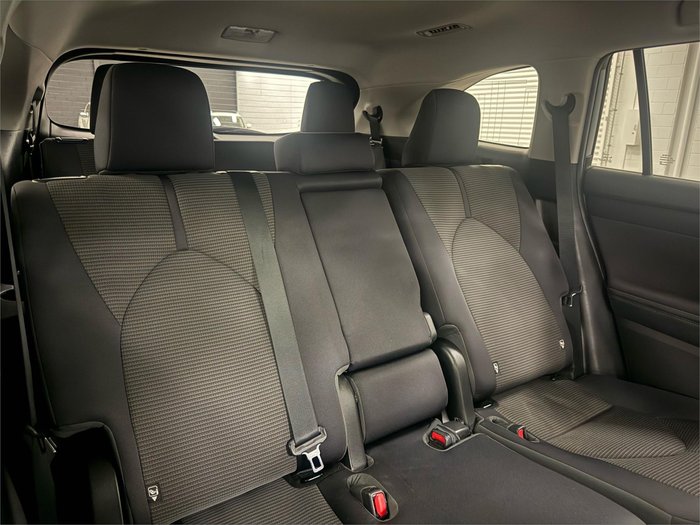 2022 Toyota Kluger GX