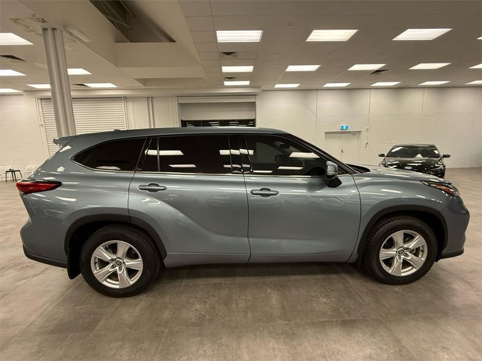 2022 Toyota Kluger GX