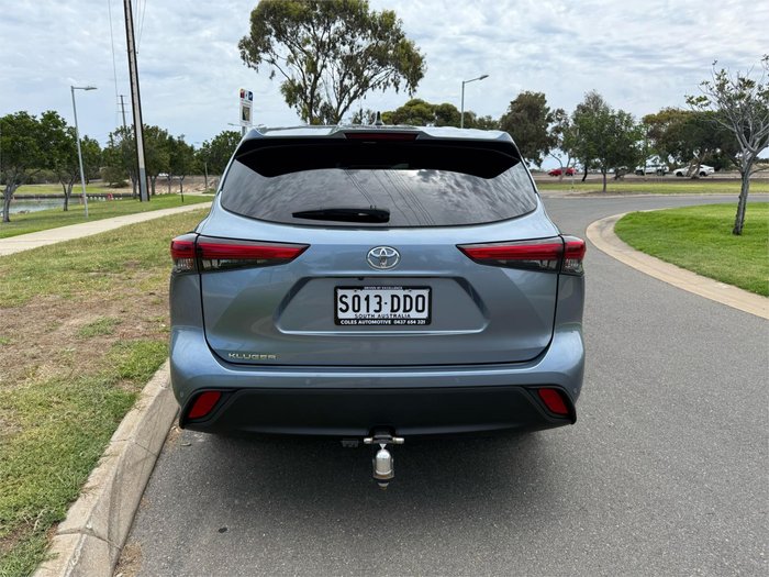 2022 Toyota Kluger GX