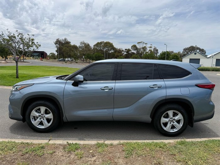 2022 Toyota Kluger GX