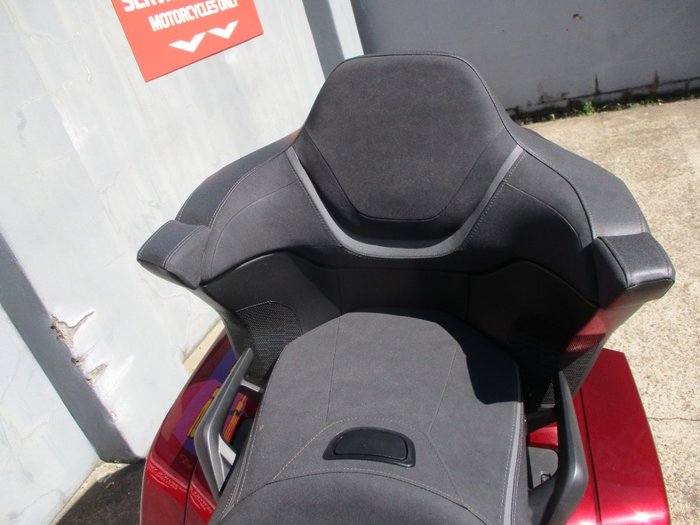 2024 Honda GL1800DA ABS GOLDWING TOUR PRE RED