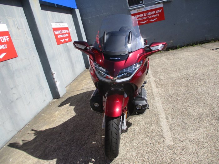 2024 Honda GL1800DA ABS GOLDWING TOUR PRE RED