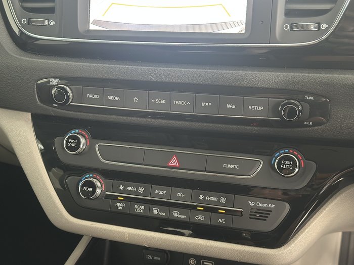 2019 Kia Carnival Si