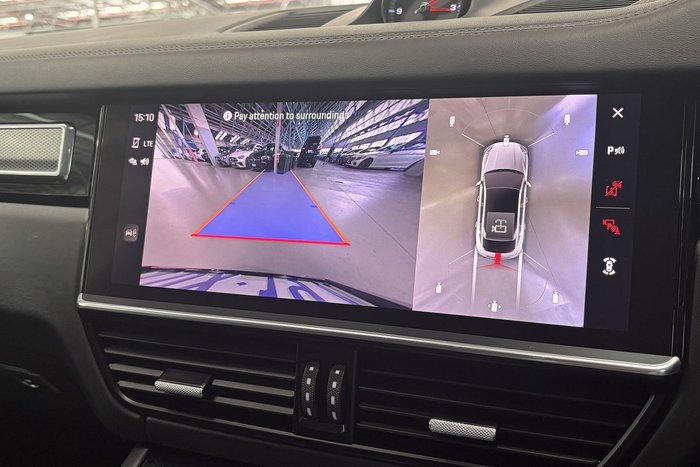 2022 Porsche Cayenne Platinum Edition