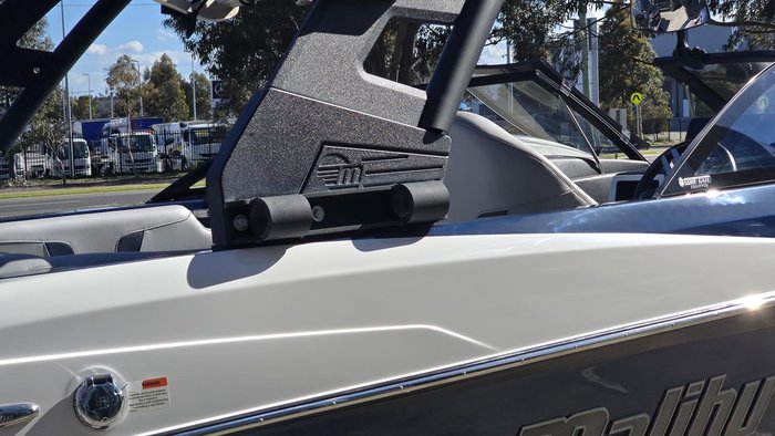 2018 Malibu Wakesetter 20 VTX