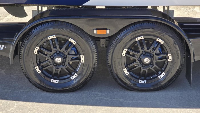 2018 Malibu Wakesetter 20 VTX