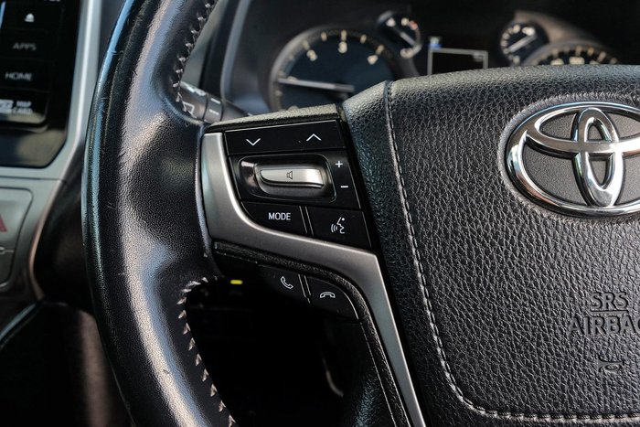 2017 Toyota Landcruiser Prado Kakadu GDJ150R 4X4 Dual Range Silver Pearl