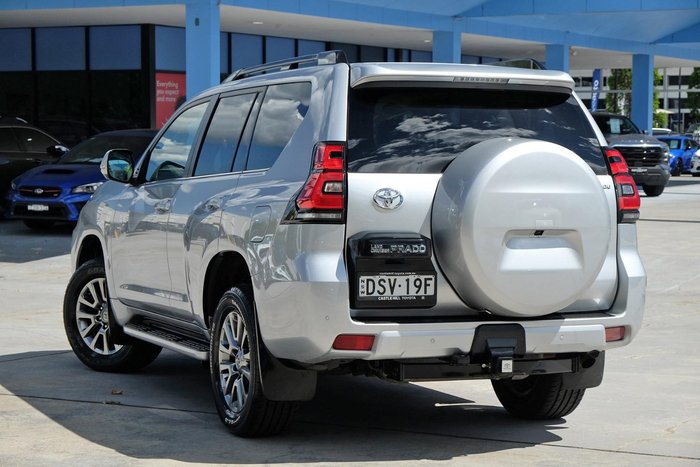 2017 Toyota Landcruiser Prado Kakadu GDJ150R 4X4 Dual Range Silver Pearl