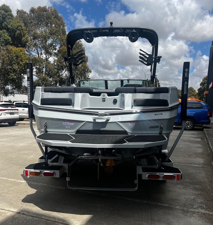 2026 MasterCraft XT22 T
