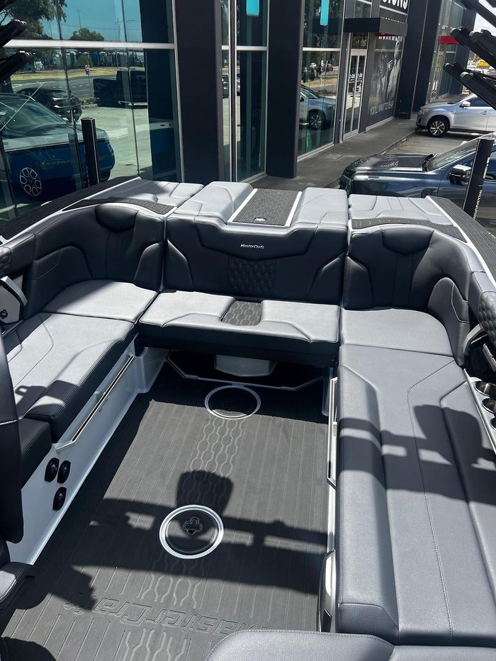 2026 MasterCraft XT22 T