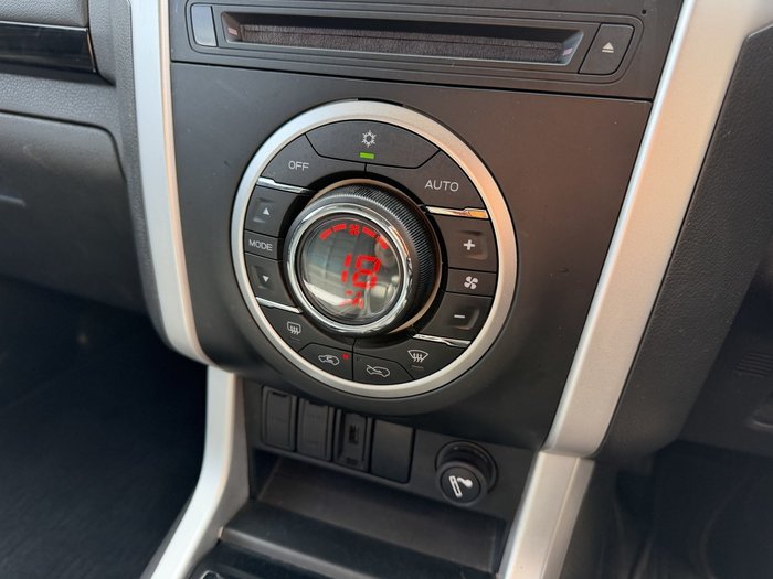 2020 Isuzu MU-X LS-T