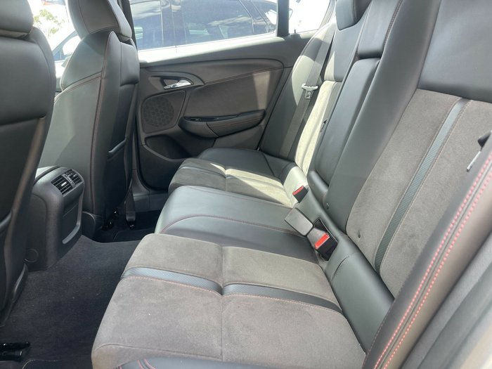 2016 Holden Commodore SV6 Black