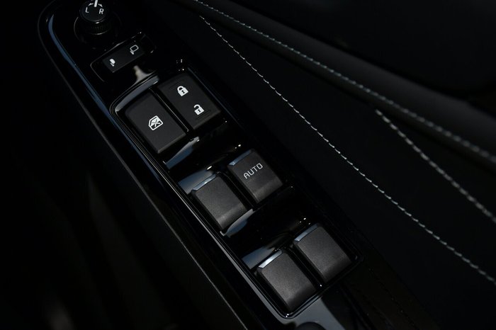 2025 Isuzu MU-X LS-T