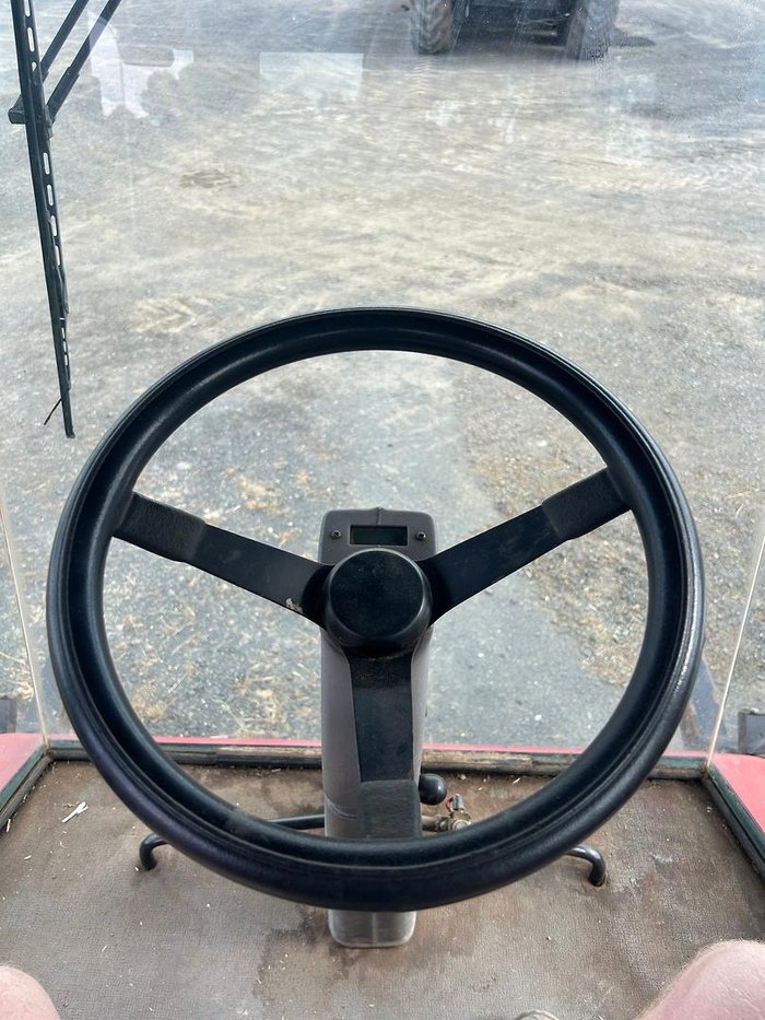 2002 MacDon 9352 Turbo Sp Swather & Macdon 972 25' Front