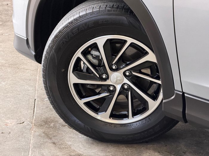 2024 Mitsubishi Eclipse Cross ES