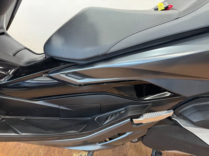 2022 Honda FORZA 350 (NSS350A)