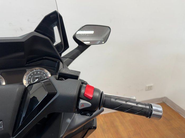 2022 Honda FORZA 350 (NSS350A)