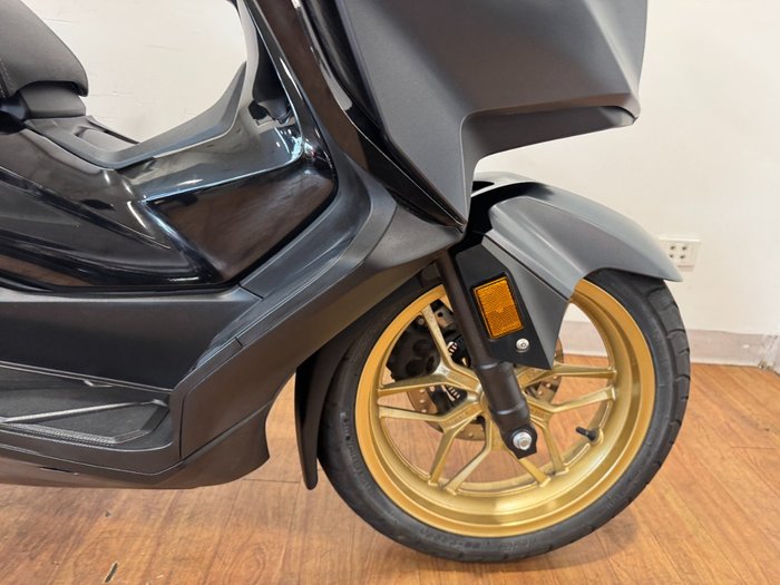 2022 Honda FORZA 350 (NSS350A)