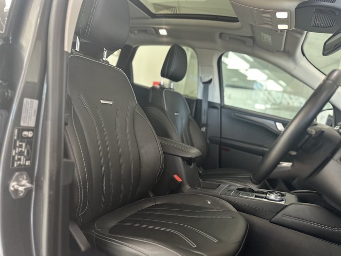 2020 Ford Escape Vignale