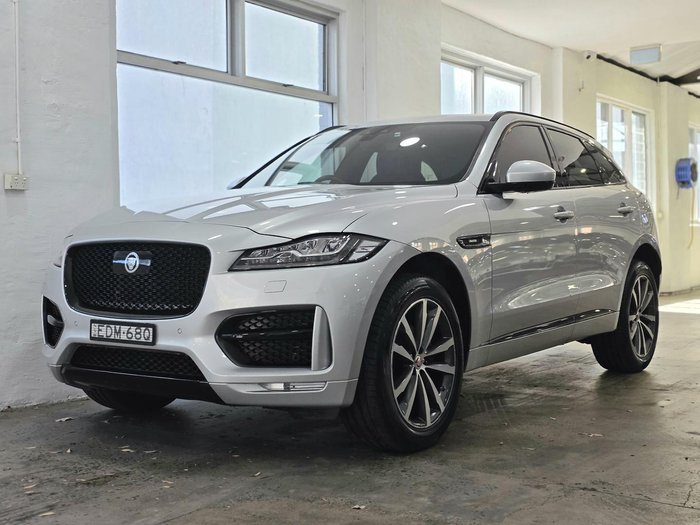 2019 Jaguar F-PACE 25t R-Sport