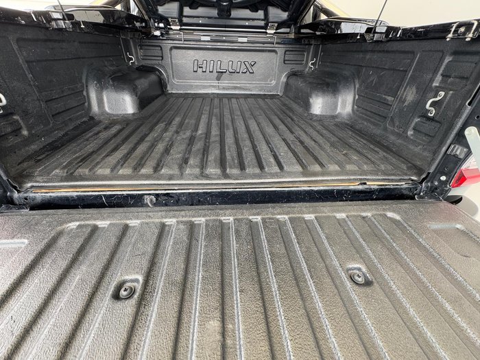 2021 Toyota Hilux SR5