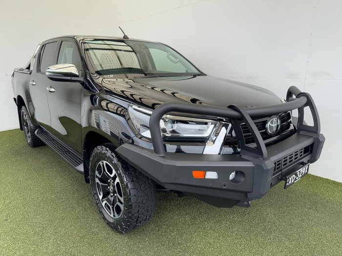 2021 Toyota Hilux SR5