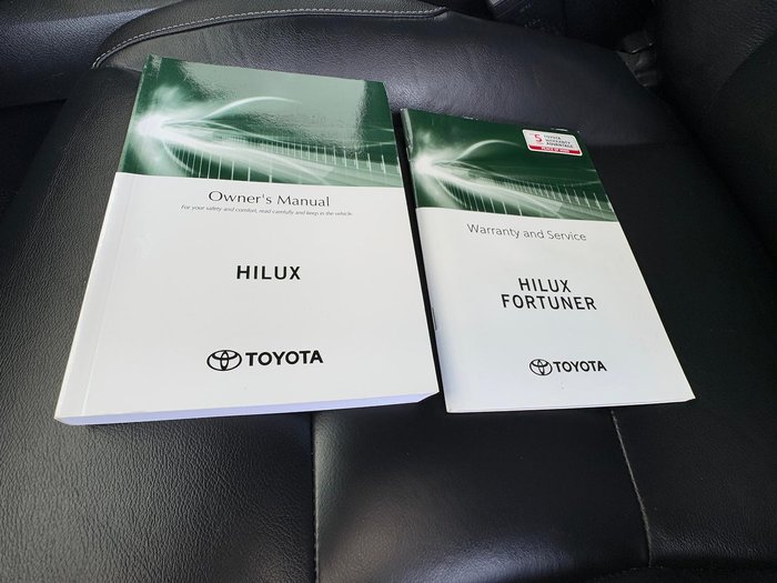 2021 Toyota Hilux SR5