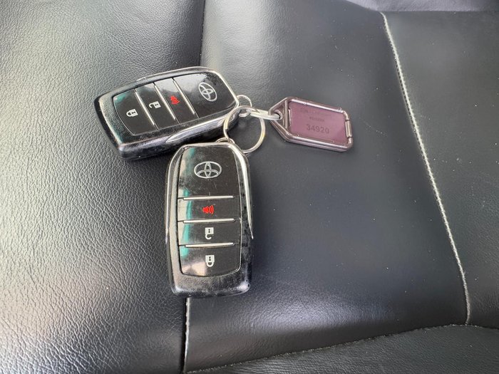 2021 Toyota Hilux SR5