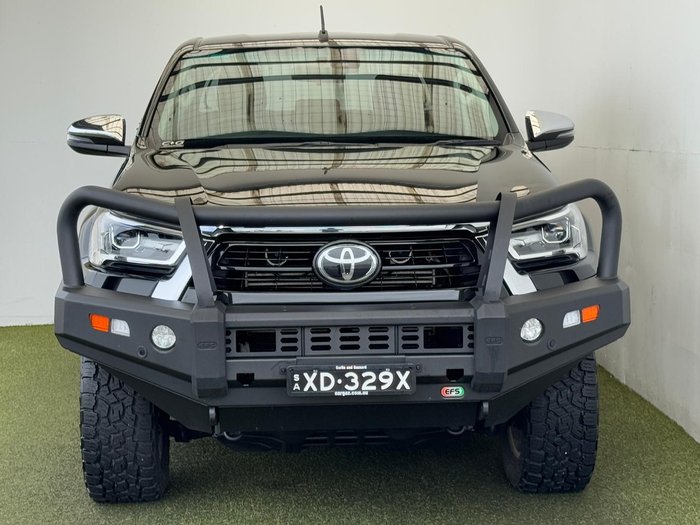 2021 Toyota Hilux SR5