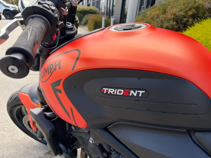 2022 Triumph TRIDENT 660