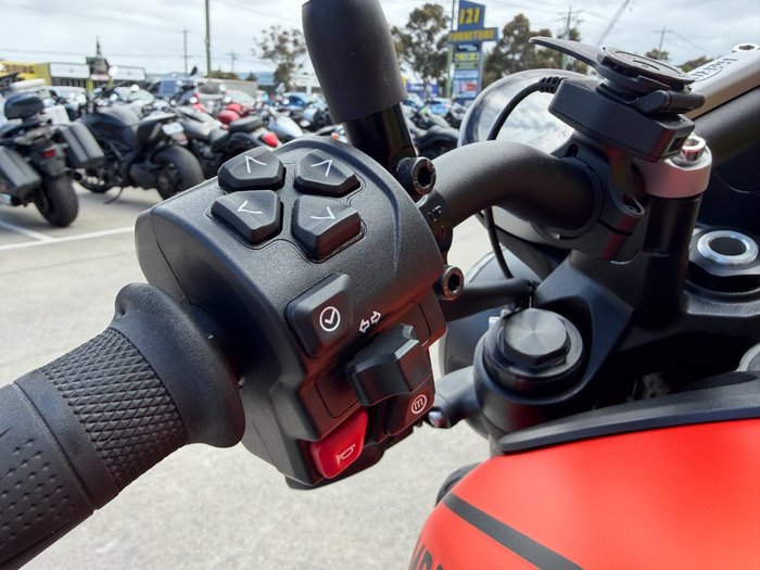 2022 Triumph TRIDENT 660